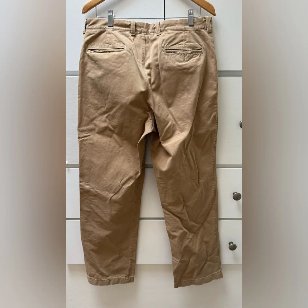 J Crew Men's Broken In Regular Fit Dark Tan Chinos in Size 34W 32L.